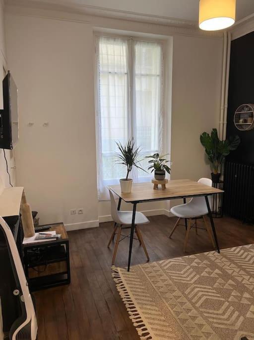 Appartement Magnifique Paris 18 Экстерьер фото