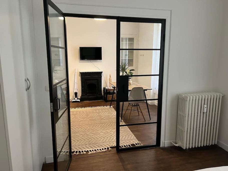 Appartement Magnifique Paris 18 Экстерьер фото