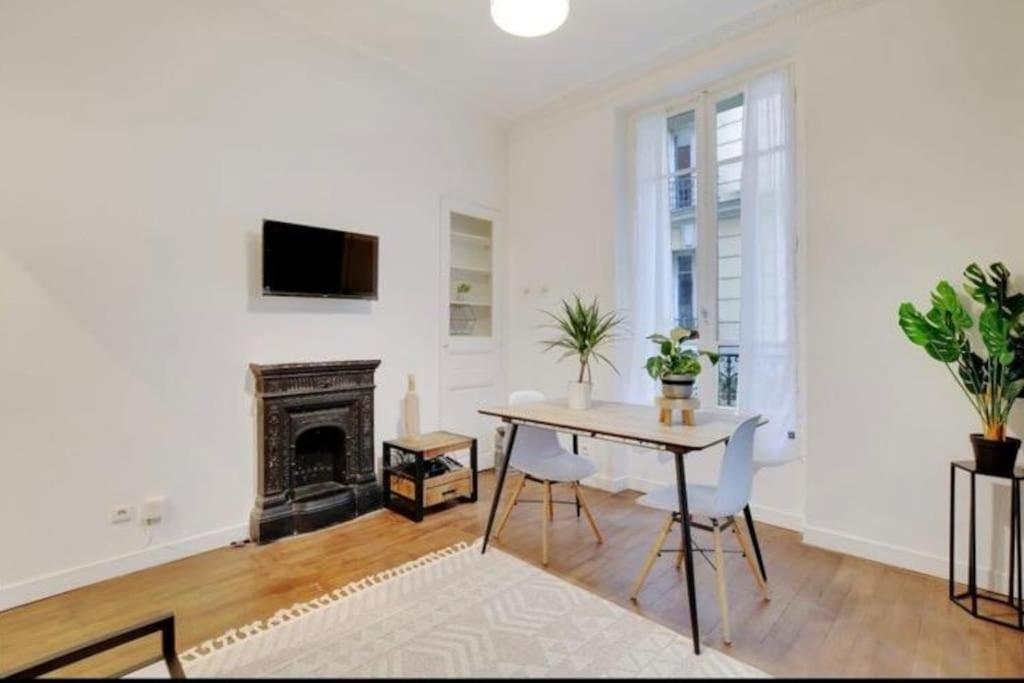 Appartement Magnifique Paris 18 Экстерьер фото