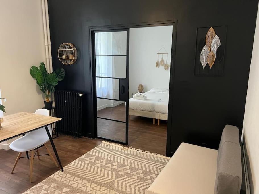 Appartement Magnifique Paris 18 Экстерьер фото
