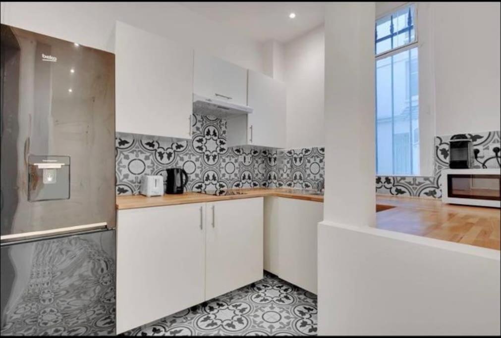 Appartement Magnifique Paris 18 Экстерьер фото