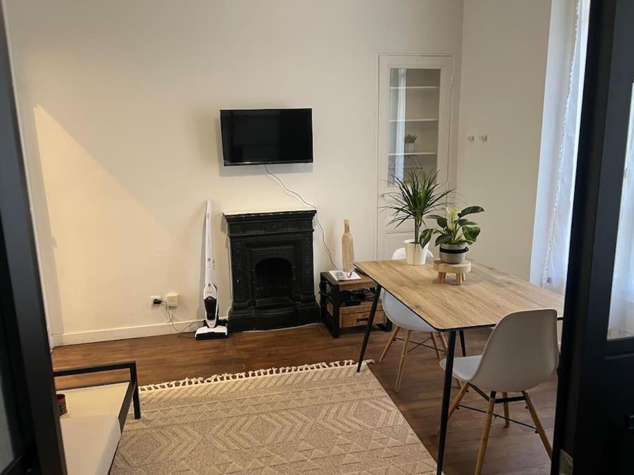 Appartement Magnifique Paris 18 Экстерьер фото